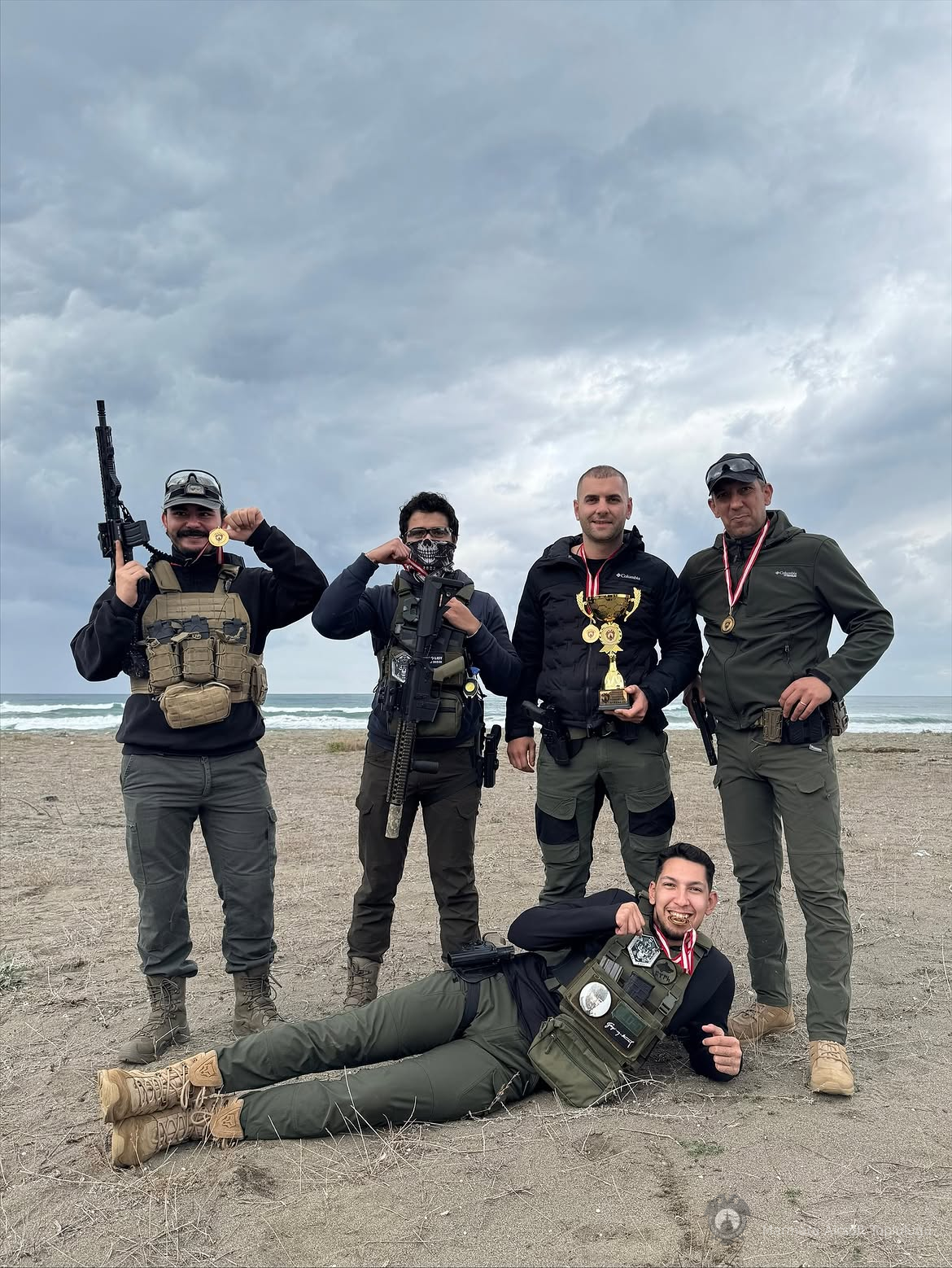 Gladius Takımının kupa görseli
